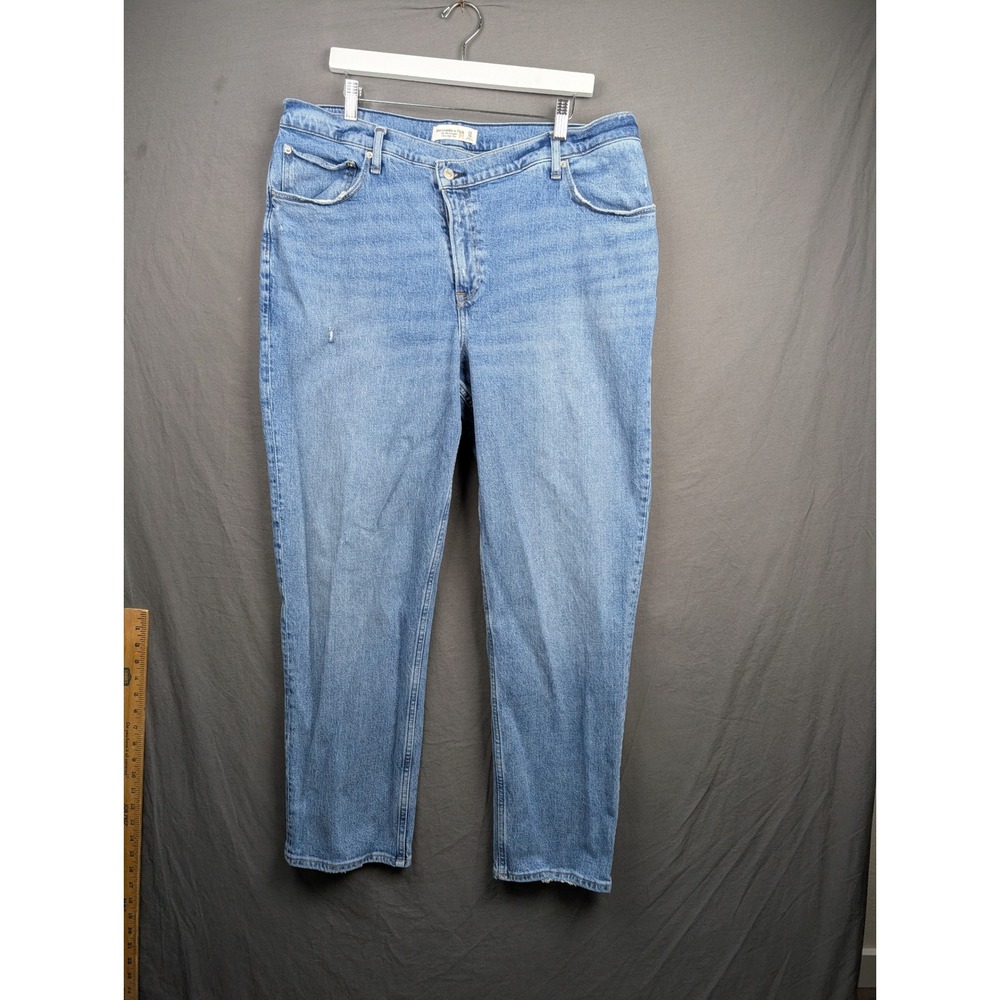Abercrombie & Fitch The 90s Straight Ultra High Rise Jeans 34/18R Blue